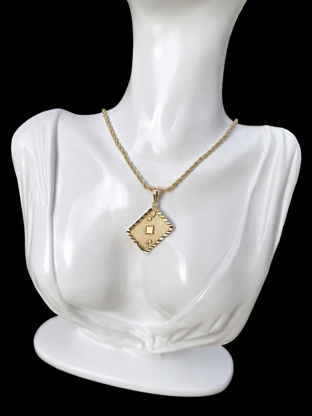 Ace Necklace
